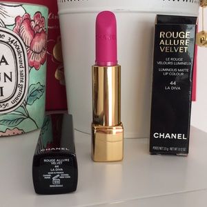 Chanel rouge allure velvet 44
